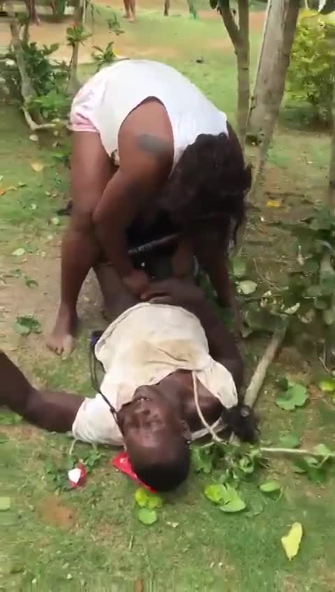 WOMAN GETS HARD PUNISHMENT FOR FORCING DRUNK MAN TO FUCK IN PUBLIC - LiveGore.com 