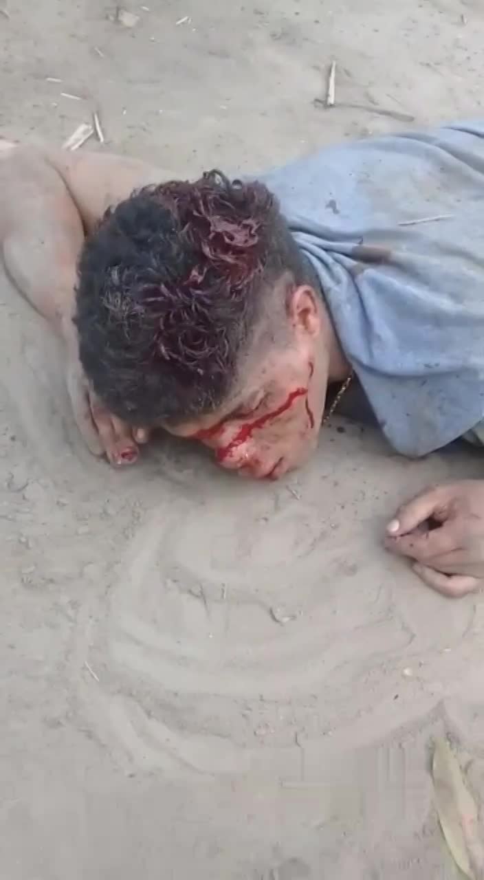 Thief Got Tortured By Mob After Being Caught - LiveGore.com 
