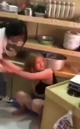 COMPILATION OF ASIAN MISTRESS BEATING - LiveGore.com