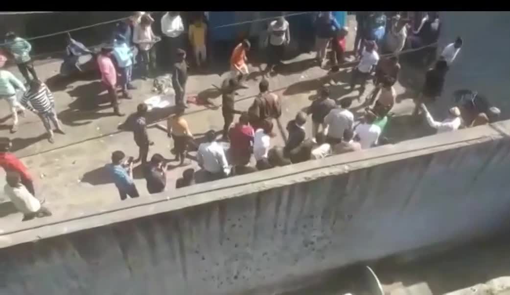 Man Dragged And Lynched In India - LiveGore.com