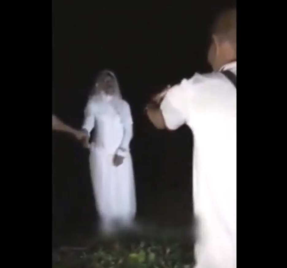 Horror* Woman In Her Wedding Dress Purposely Shot To Death By Her Own Husba...