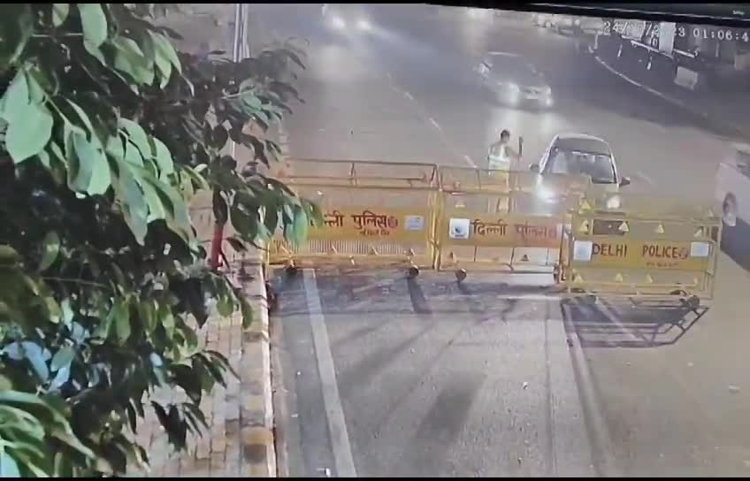 Car Purposely Hit A Police Officer During A Roadblock In India ...