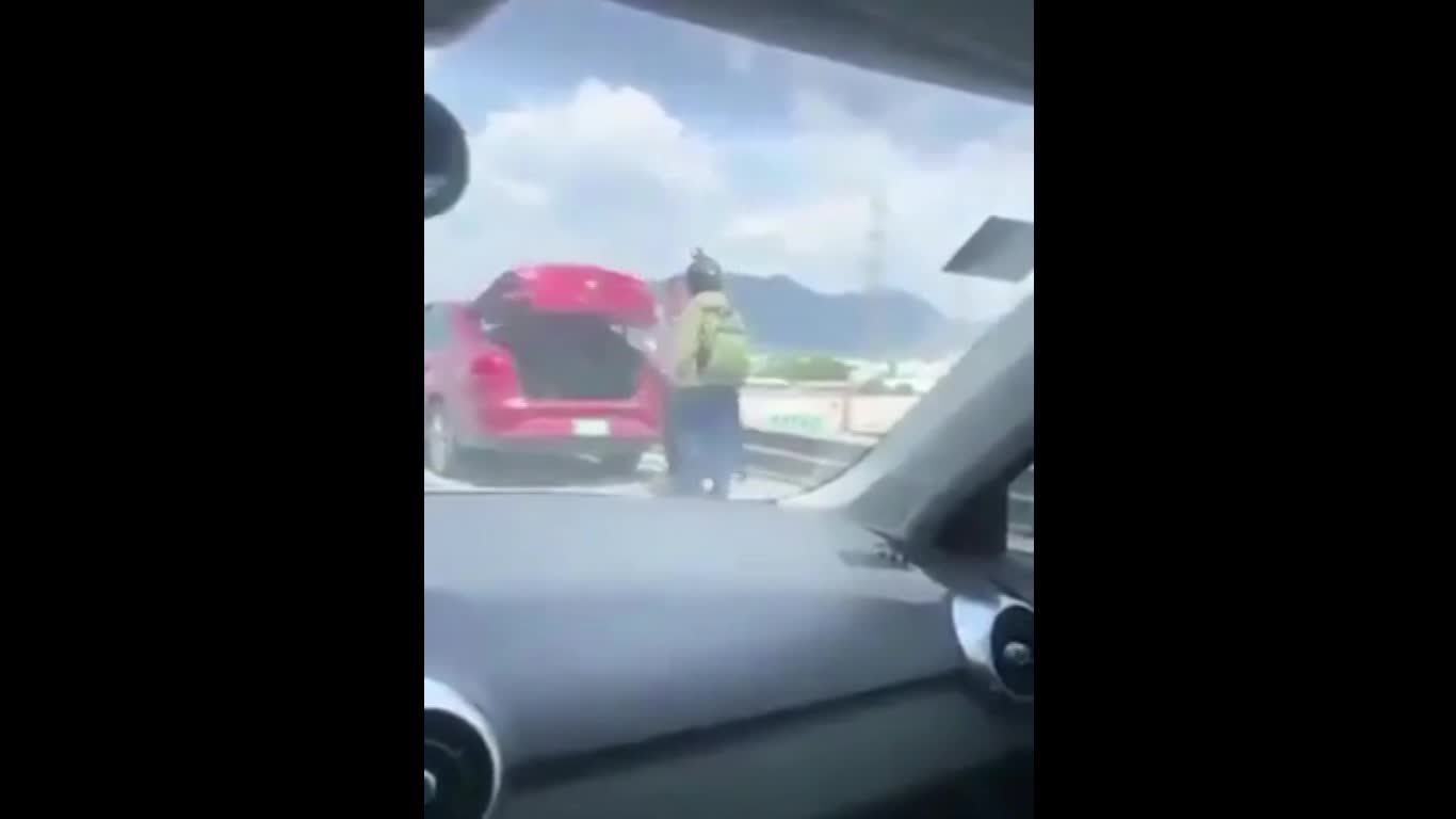 Road Rage Argument Leads Into Throwing A Person Off The Bridge ...